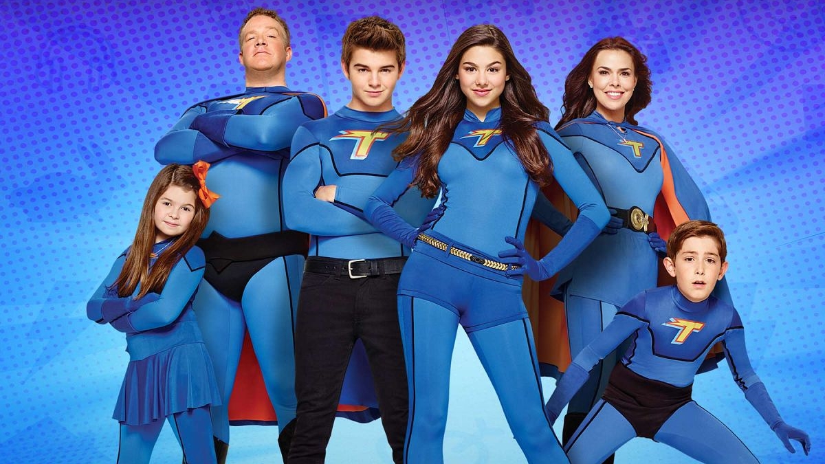 Elenco de 'The Thundermans' se reencontra e posta fotos fofíssimas juntos. Vem ver!