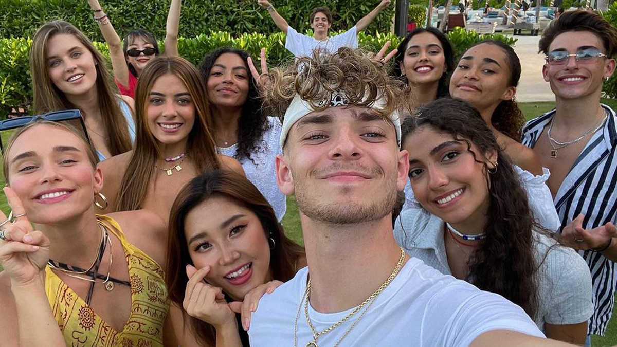 Now United deixa o México! Saiba quais integrantes não irão para o novo destino do grupo