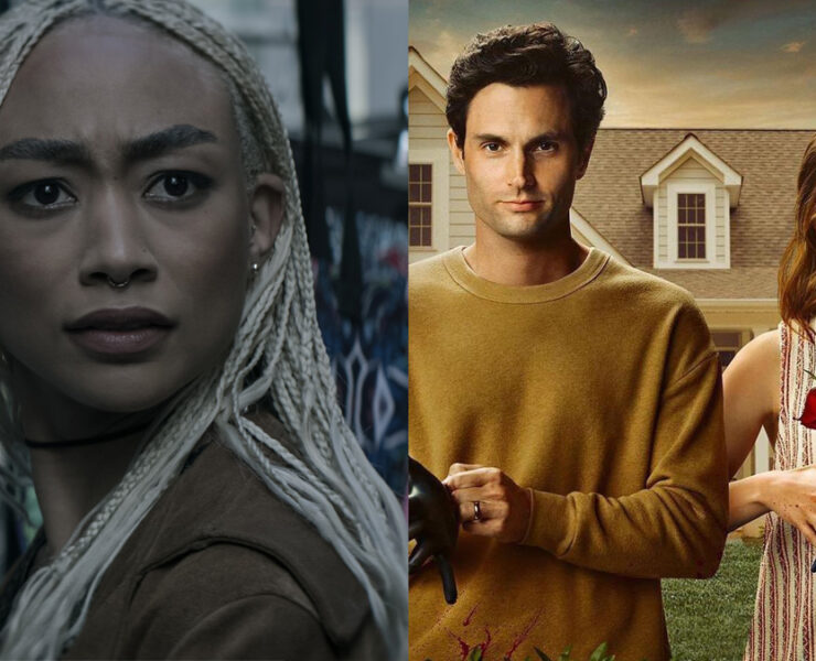 Tati Gabrielle como Marienne em cena da 4ª temporada de "You" e Penn Badgley e Victoria Pedretti no poster da 3ª temporada da série.