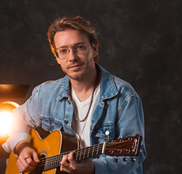 Após 22 milhões de streams em 2025, BALARA apresenta o álbum “Acusticamente - Volume 1”